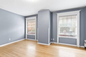 Bright room with hardwood floors and dual windows. 2233 NW Flanders St APT 9, Portland, OR 97210. Spaces for rent by NWV Group.